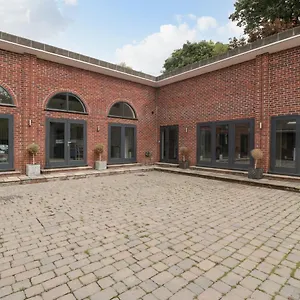 https://the-annex.bournemouth-hotels.org
